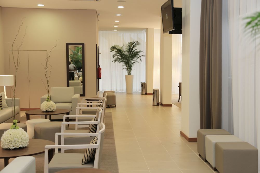Fly Hotel Luanda Exterior foto